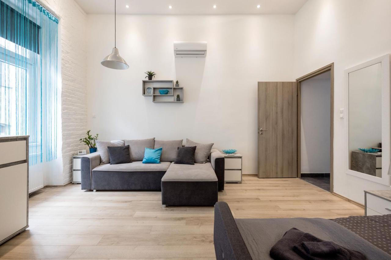 Elegant Studio In Central 布达佩斯 外观 照片